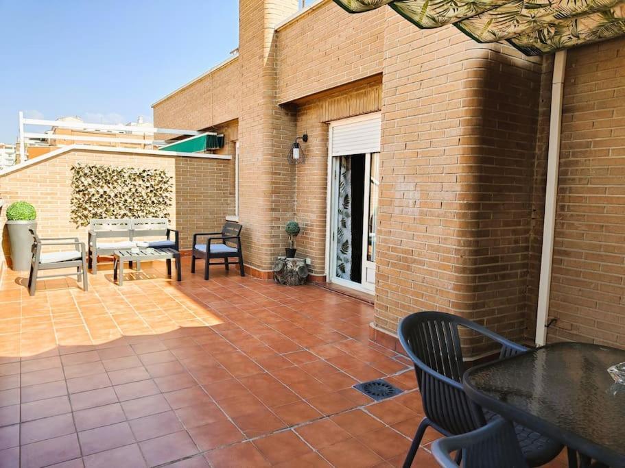 Apartamentos Turisticos Seviro Мадрид Экстерьер фото